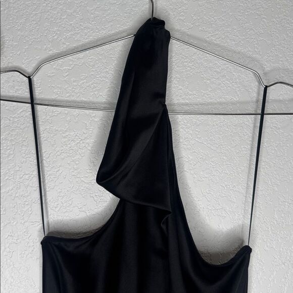 NWT Amanda Uprichard X REVOLVE Samba
Gown in Black Silk Medium - Picture 4 of 15